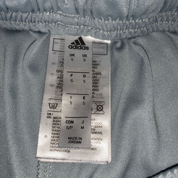 Adidas. Boy’s youth soccer/athletic Aeroready shorts. Virtually new! Sz Small - Picture 8 of 9